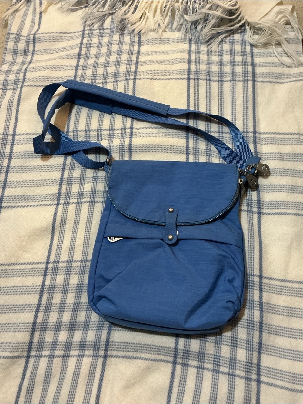 Baggallini Dublin Blue Crossbody Shoulder Bag